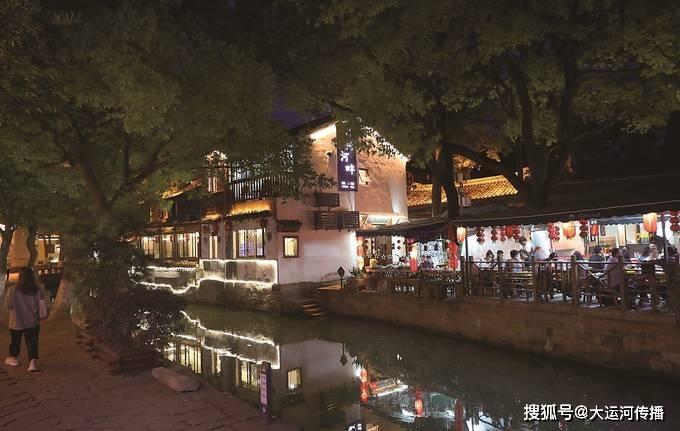 解答疑惑,怎么夸奖领导的女儿?问答网站
